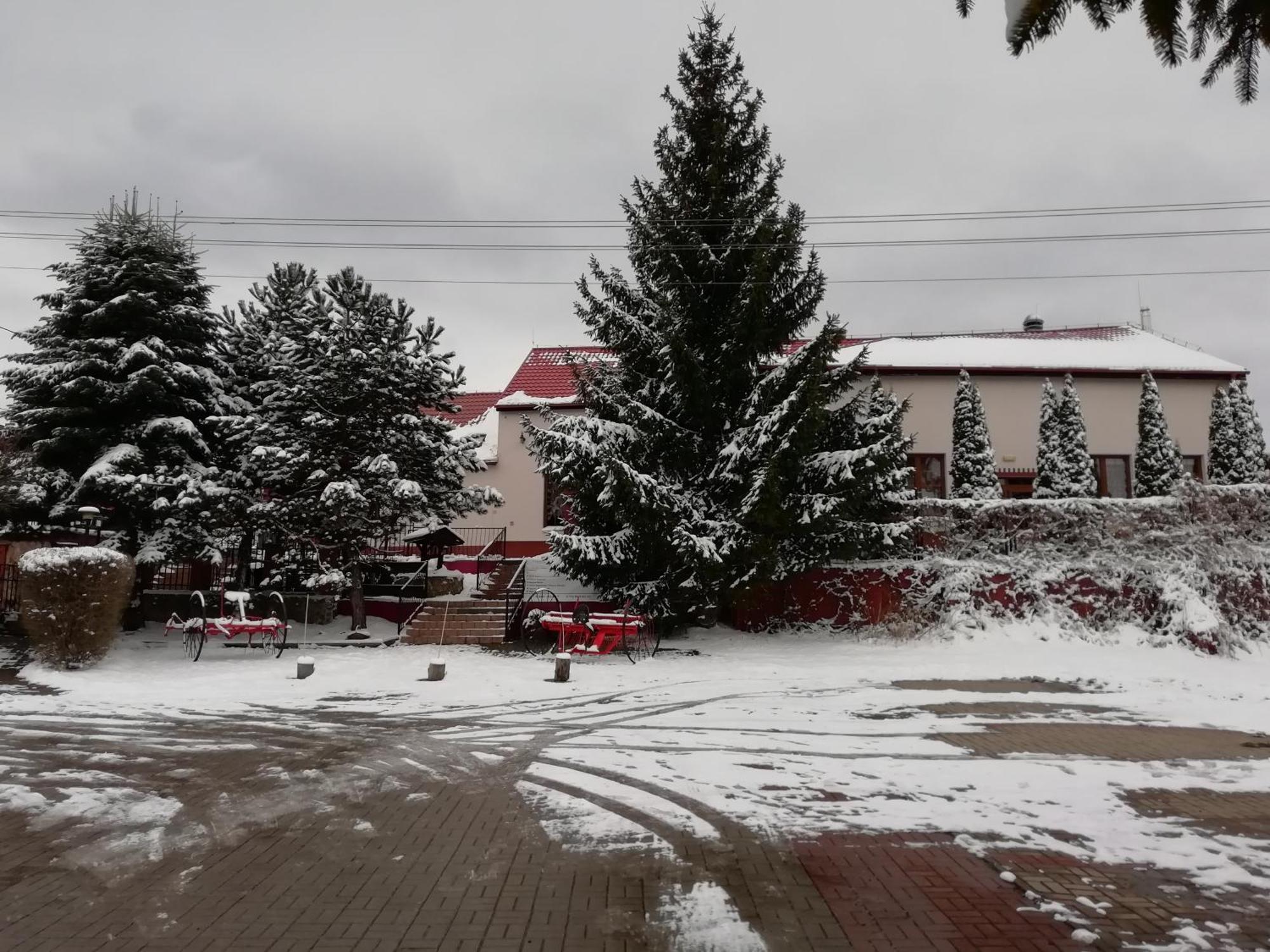Zajazd Wałbrzych Exterior foto